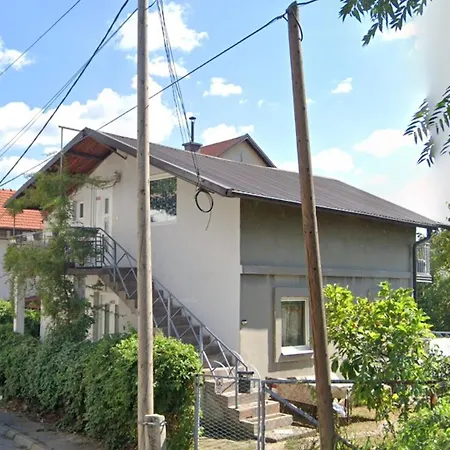 Centartuzla Apartmán